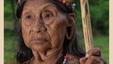 Mujer de una comunidad del Yasuní.
